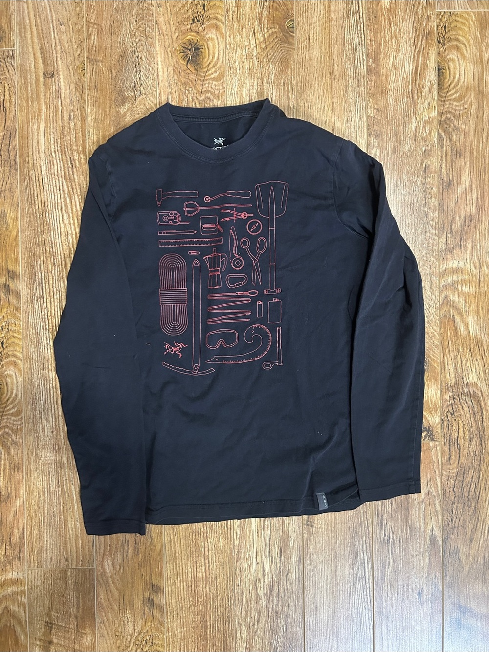 Arc'teryx Men's Black Long-Sleeve